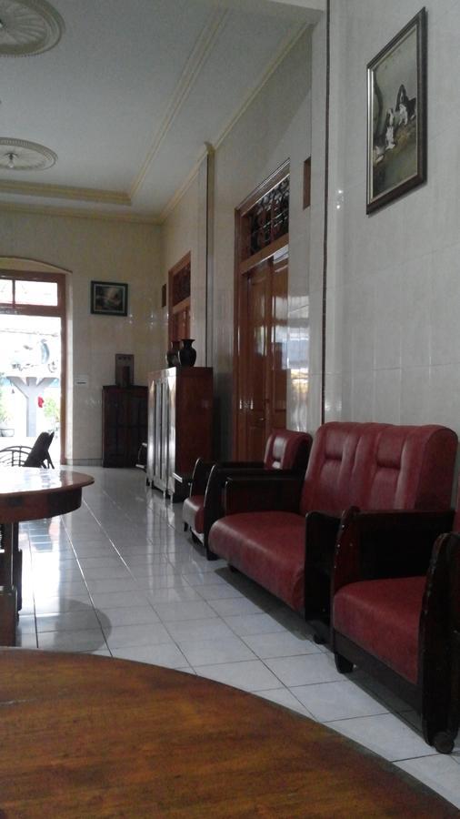 Hotel Paviljoen Σουραμπάγια Εξωτερικό φωτογραφία